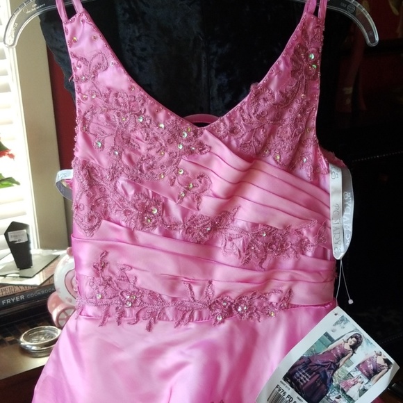 PINK GIRLS DRESS - Picture 2 of 8